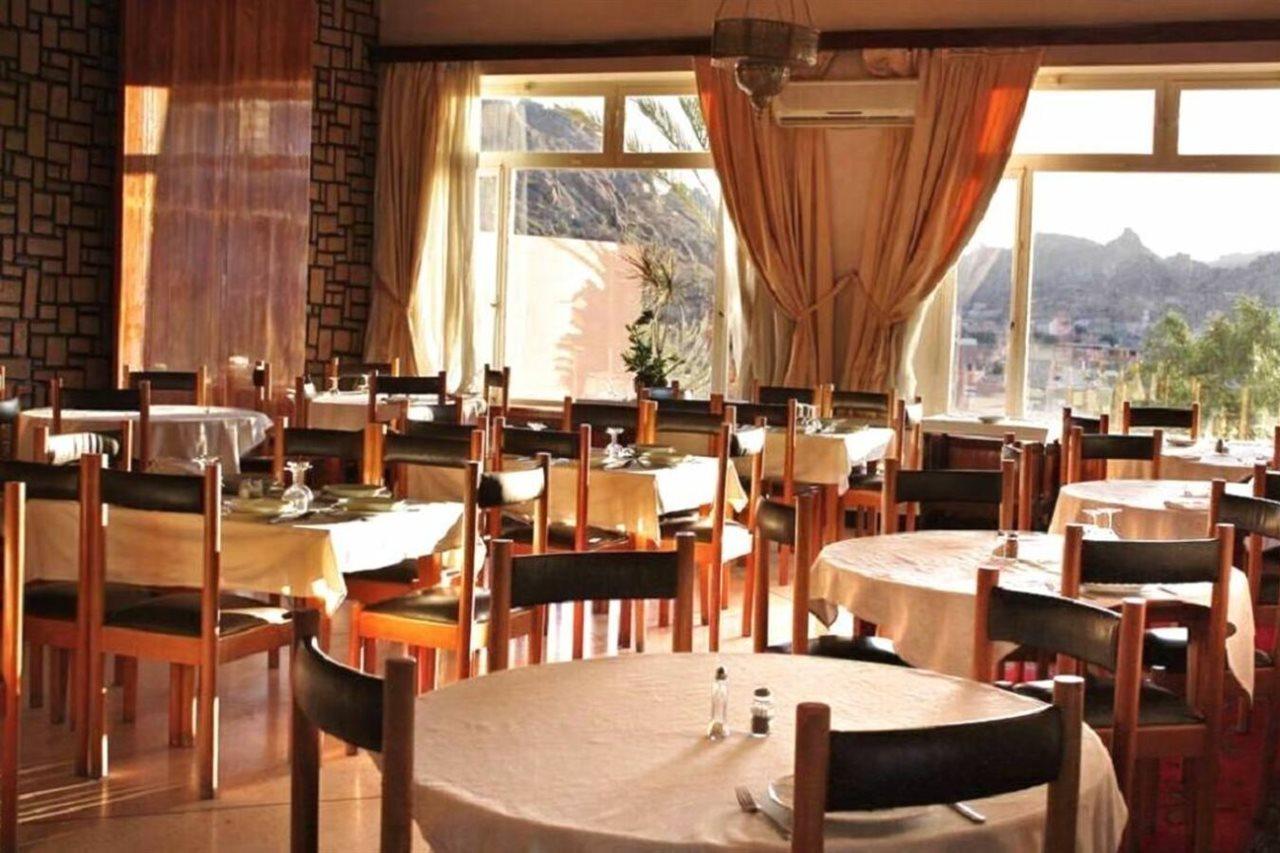 Hotel Les Amandiers 泰夫劳特 外观 照片